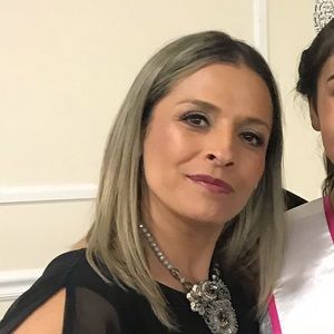 Meet your Posher, Laura